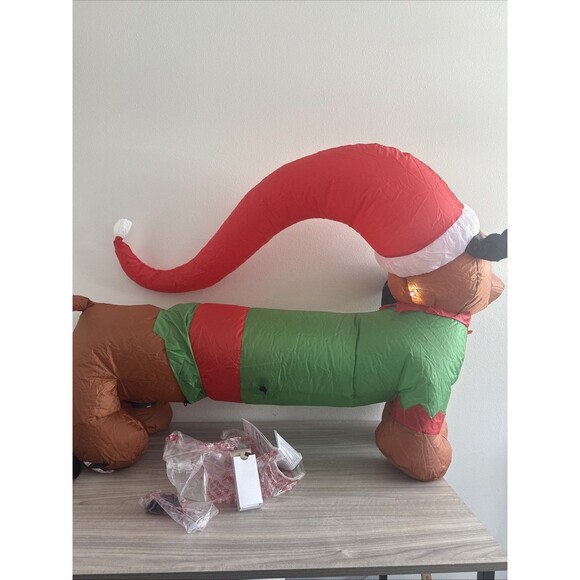 Dachshund Weiner Dog Inflatable w/ Santa Hat Christmas Airblown Gemmy 4 Feet LED - Picture 5 of 6